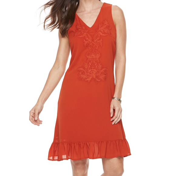 Sharagano Dresses & Skirts - NWT Sharagano Chiffon Dress Size 6